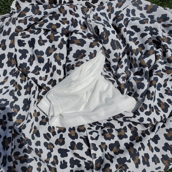 Pink Lily Women's Size Medium Leopard Print Animal Print Maxi Dress EUC - Picture 17 of 17